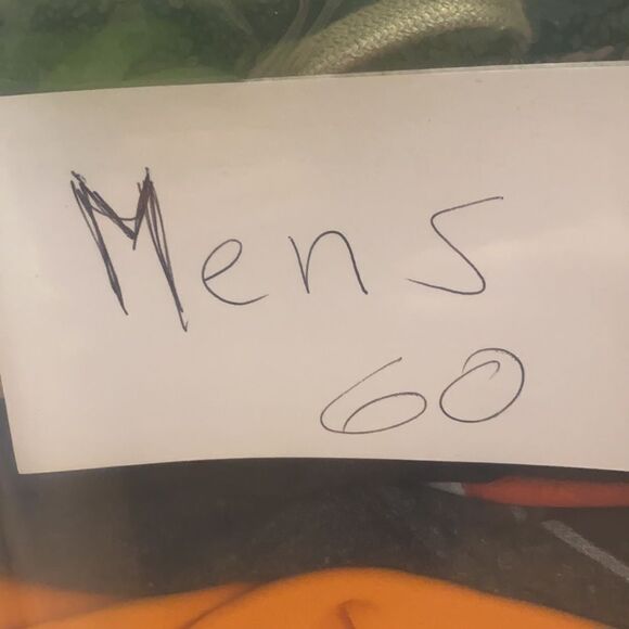 Hot Topic marvel t-shirt men’s sz Medium New - Picture 6 of 6